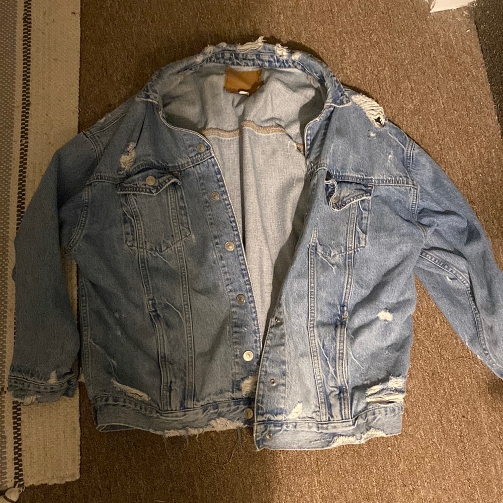 Oversized American eagle distressed jean jacket